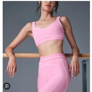 Alo sweet pink heart throb bra